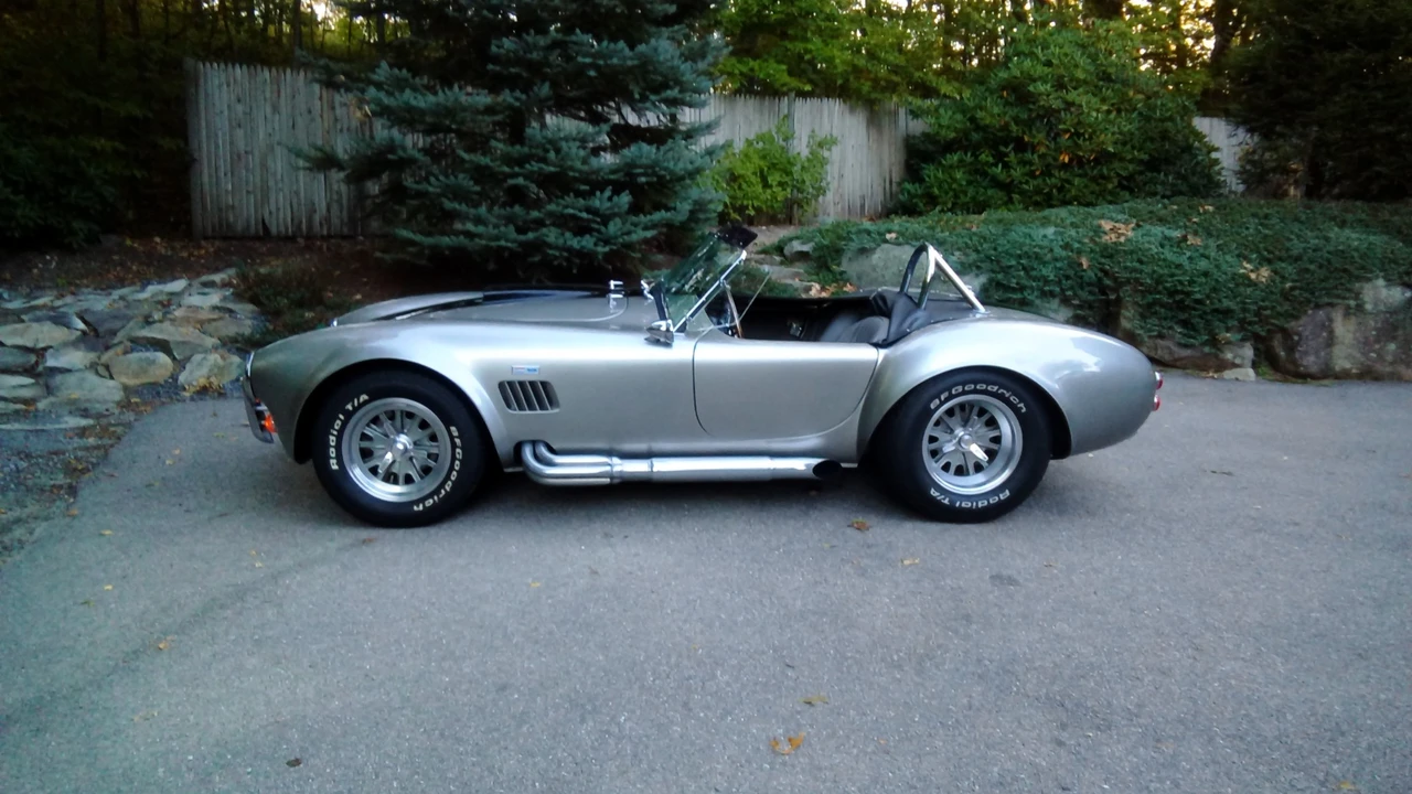 2006 Shelby Cobra Replica - Image 5 of 31