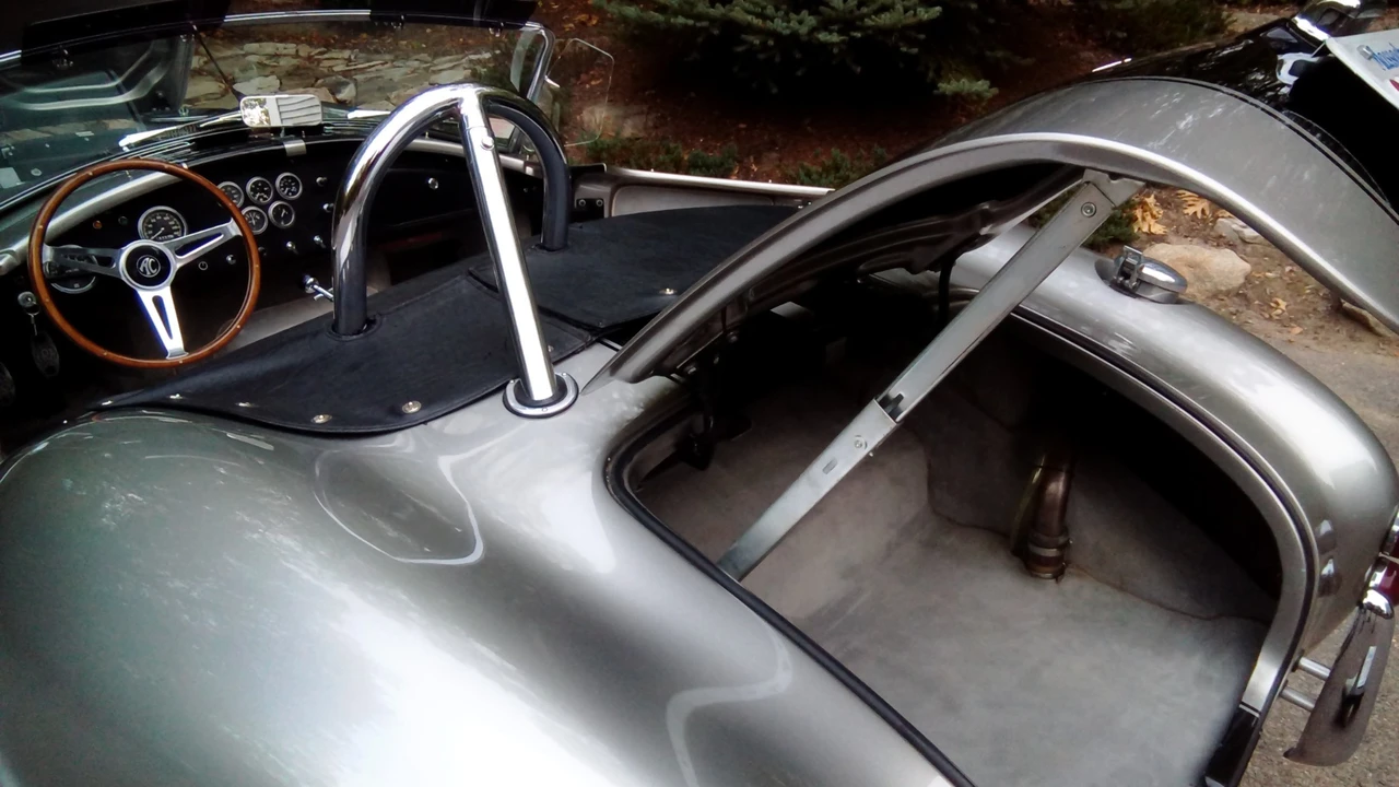 2006 Shelby Cobra Replica - Image 7 of 31