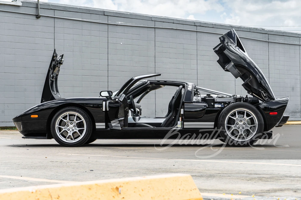 2006 Ford GT 1st Gen - Image 16 of 21