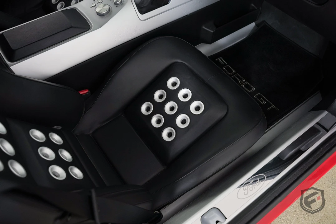 2006 Ford GT 1st Gen - Image 29 of 31
