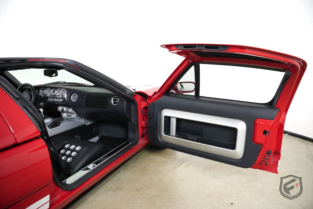 2006 Ford GT 1st Gen - Image 24 of 31