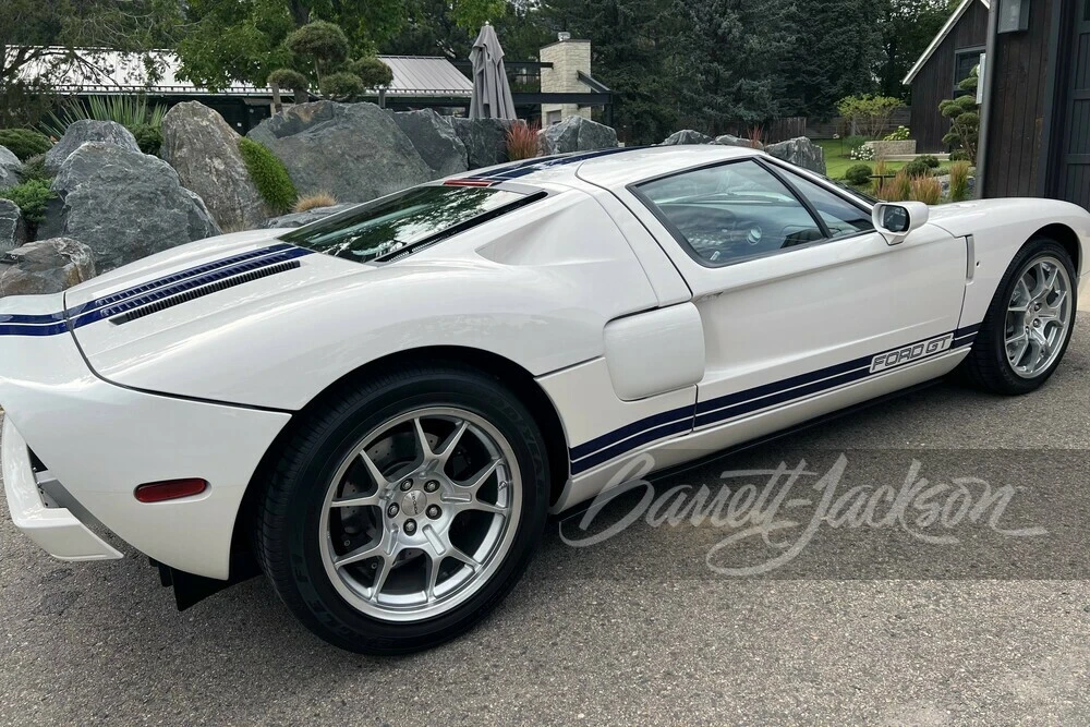 2006 Ford GT 1st Gen - Image 10 of 25
