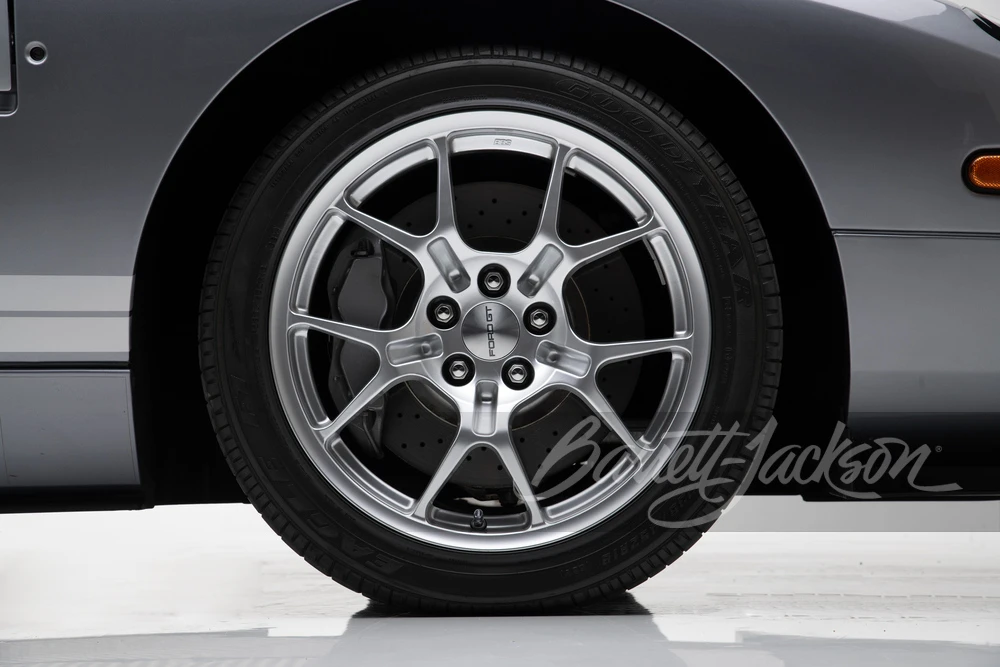2006 Ford GT 1st Gen - Image 9 of 31