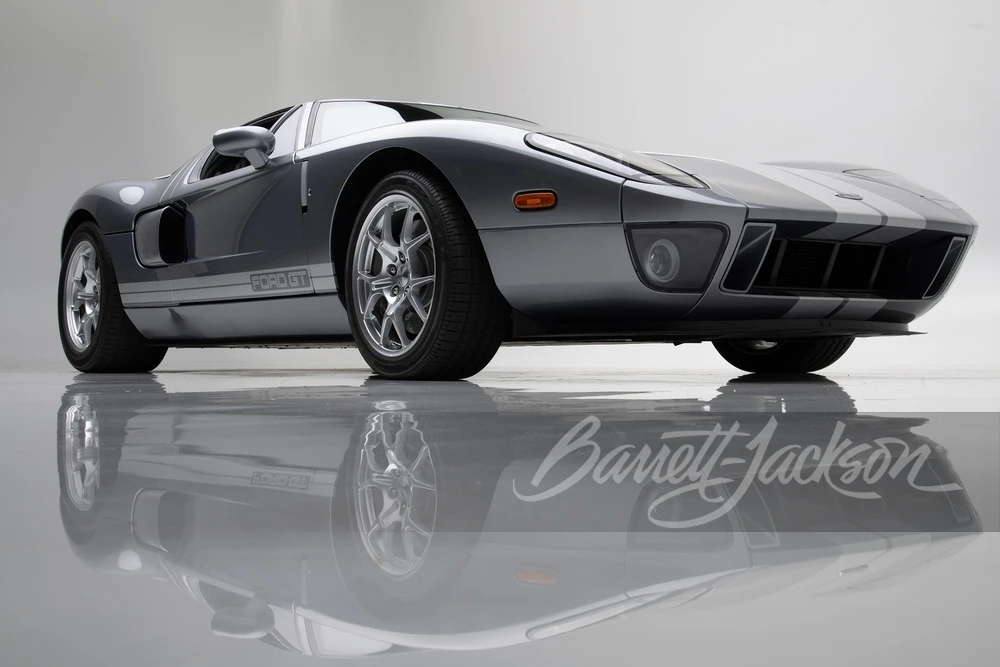 2006 Ford GT 1st Gen - Image 19 of 31
