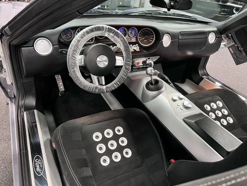 2006 Ford GT 1st Gen - Image 10 of 16