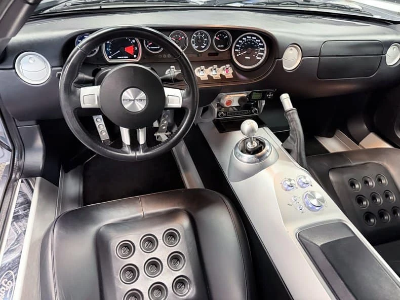 2006 Ford GT 1st Gen - Image 13 of 17