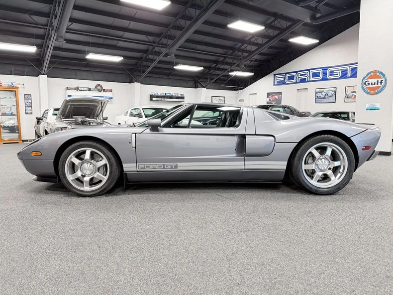 2006 Ford GT 1st Gen - Image 2 of 17