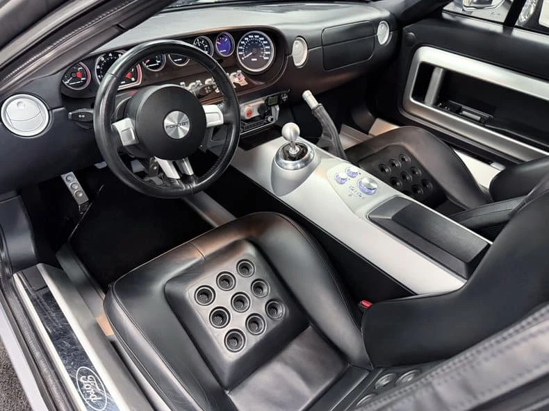 2006 Ford GT 1st Gen - Image 11 of 17