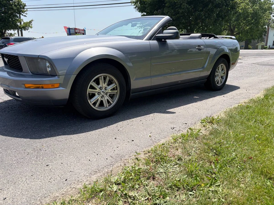 2006 Ford S197 Mustang - Image 2 of 17