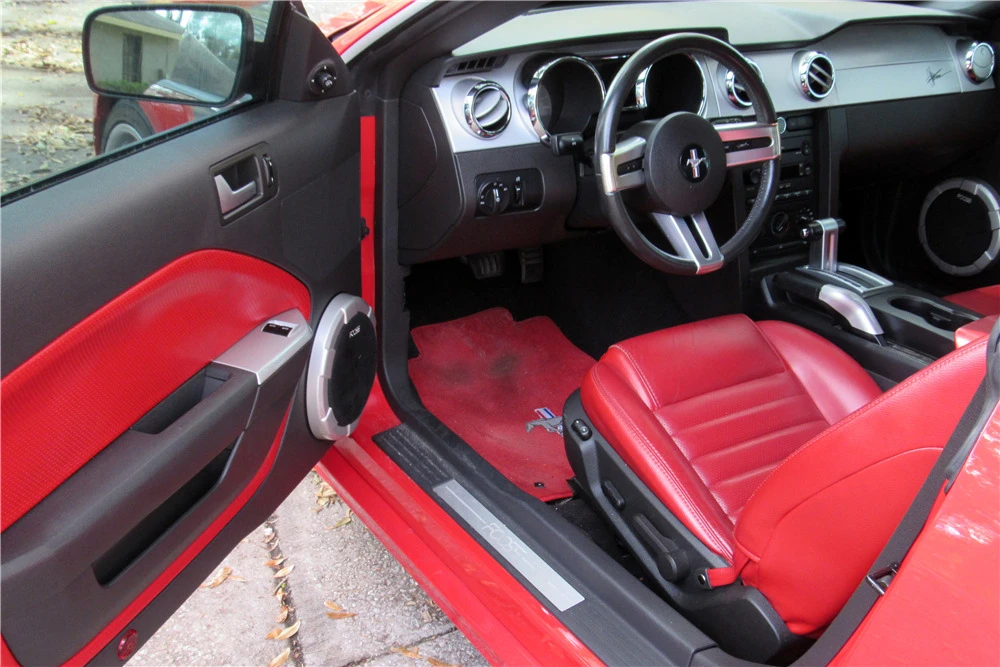2006 Ford S197 Mustang - Image 4 of 5