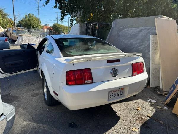 2006 Ford S197 Mustang - Image 13 of 15