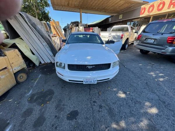 2006 Ford S197 Mustang - Image 12 of 15