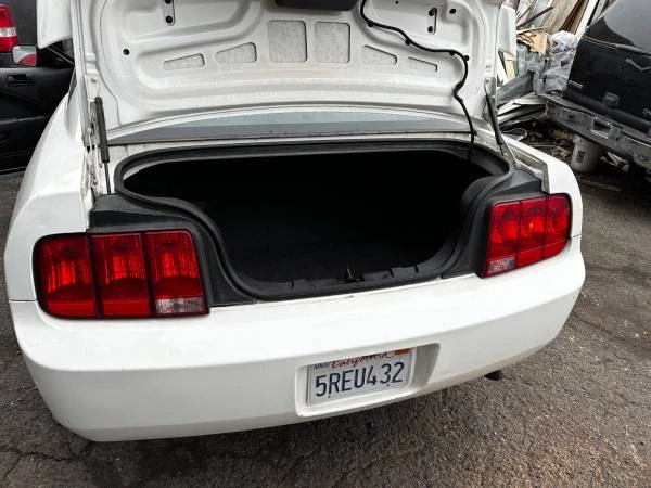 2006 Ford S197 Mustang - Image 6 of 15