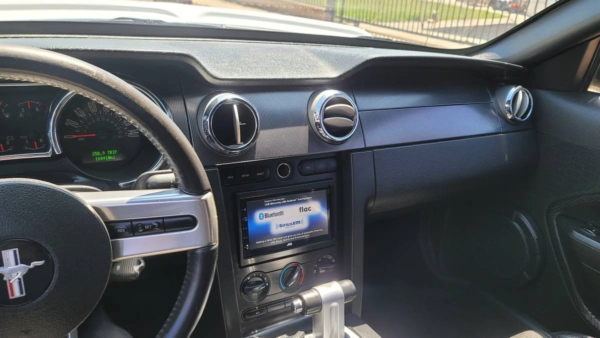 2006 Ford S197 Mustang GT - Image 2 of 18