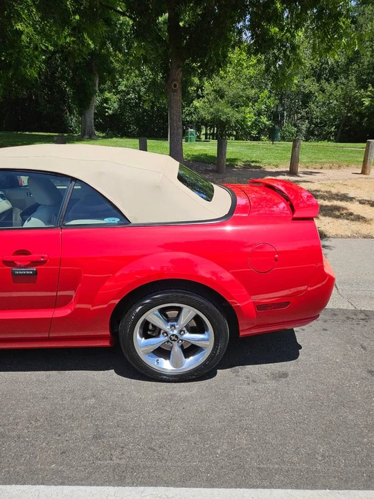 2006 Ford S197 Mustang GT - Image 9 of 10