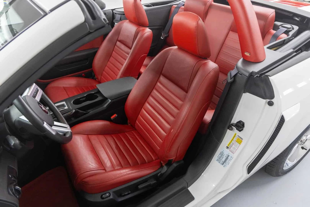 2006 Ford S197 Mustang GT - Image 10 of 15