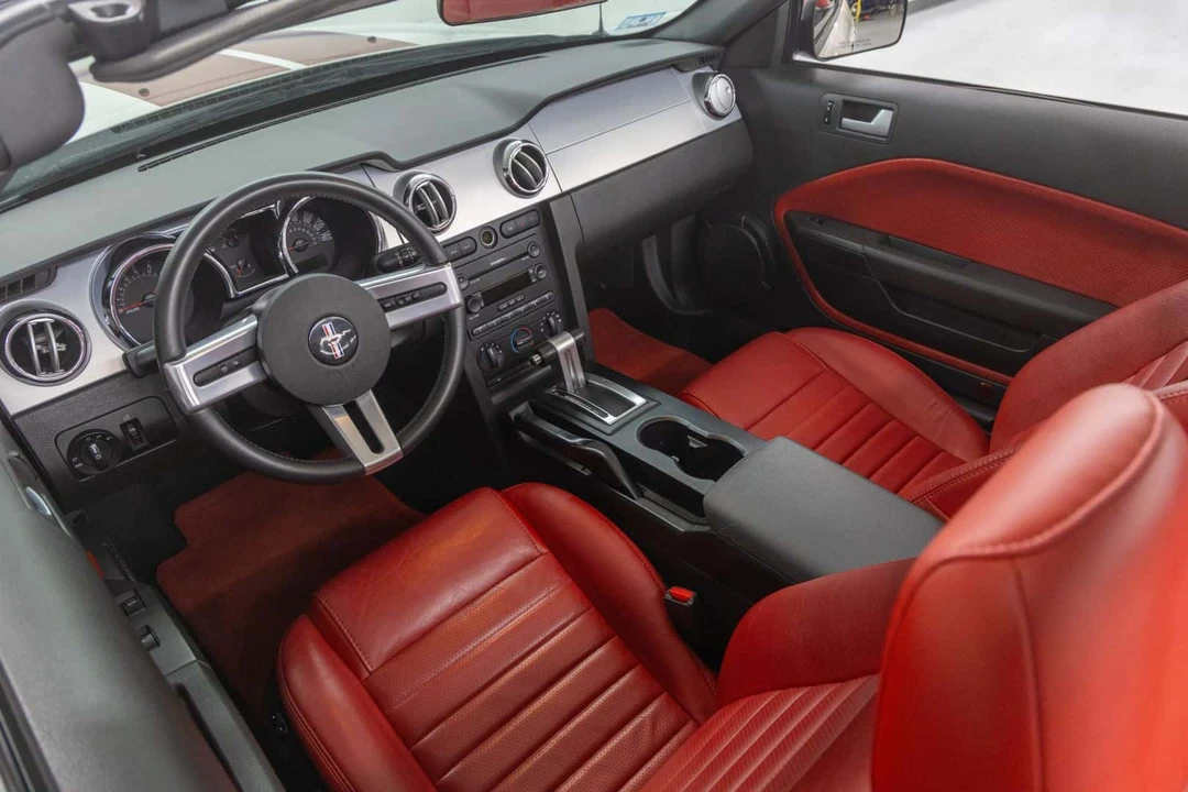 2006 Ford S197 Mustang GT - Image 12 of 15