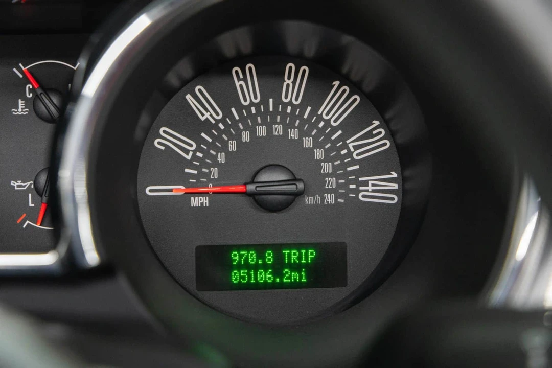 2006 Ford S197 Mustang GT - Image 11 of 15
