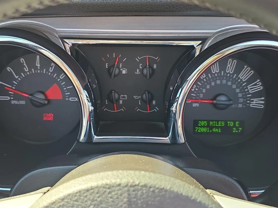 2006 Ford S197 Mustang - Image 11 of 12