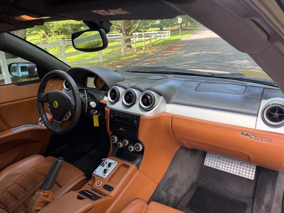2006 Ferrari 612 - Image 27 of 31