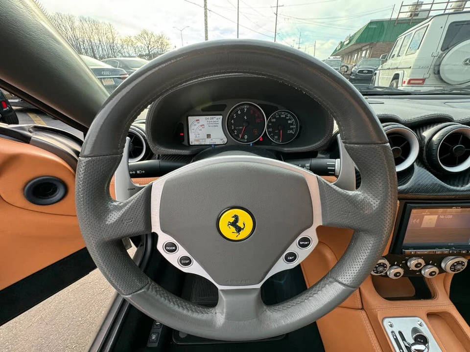 2006 Ferrari 612 - Image 16 of 31