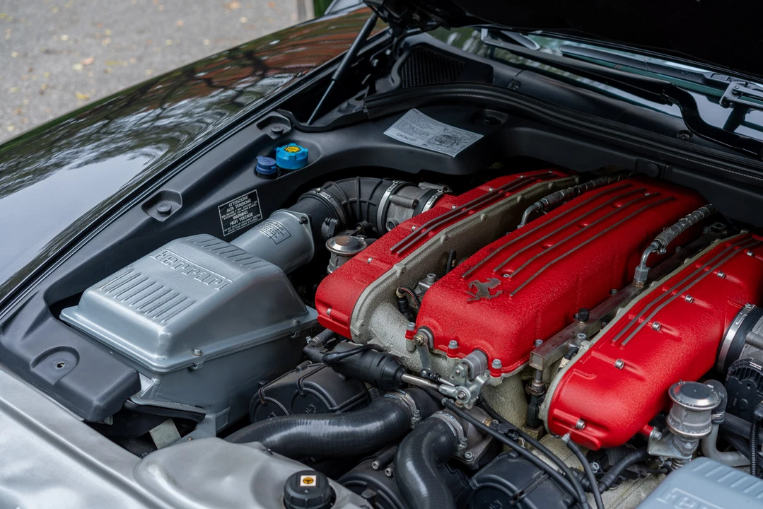 2021 Ferrari 612 - Image 27 of 31