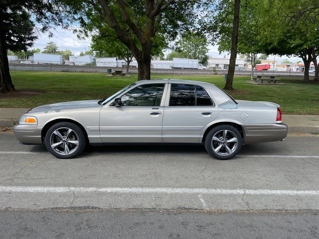 2006 Ford Crown Victoria - Image 20 of 20