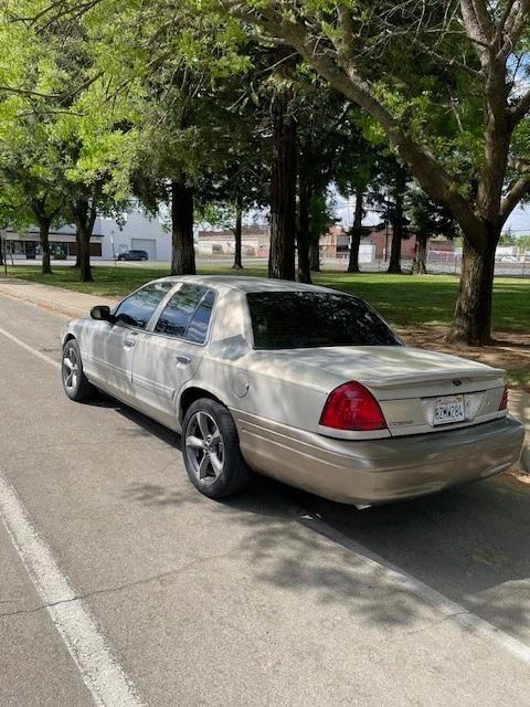 2006 Ford Crown Victoria - Image 14 of 20