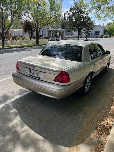 2006 Ford Crown Victoria - Image 12 of 20