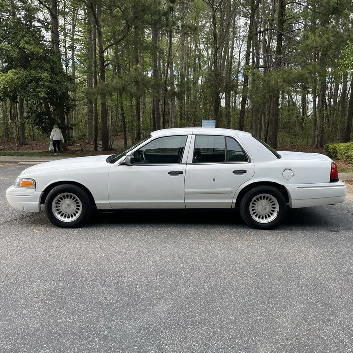2006 Ford Crown Victoria - Image 4 of 21
