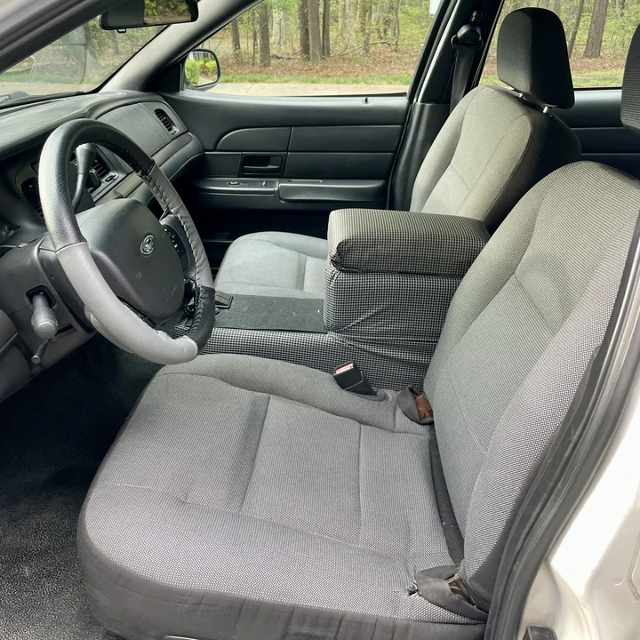 2006 Ford Crown Victoria - Image 11 of 21
