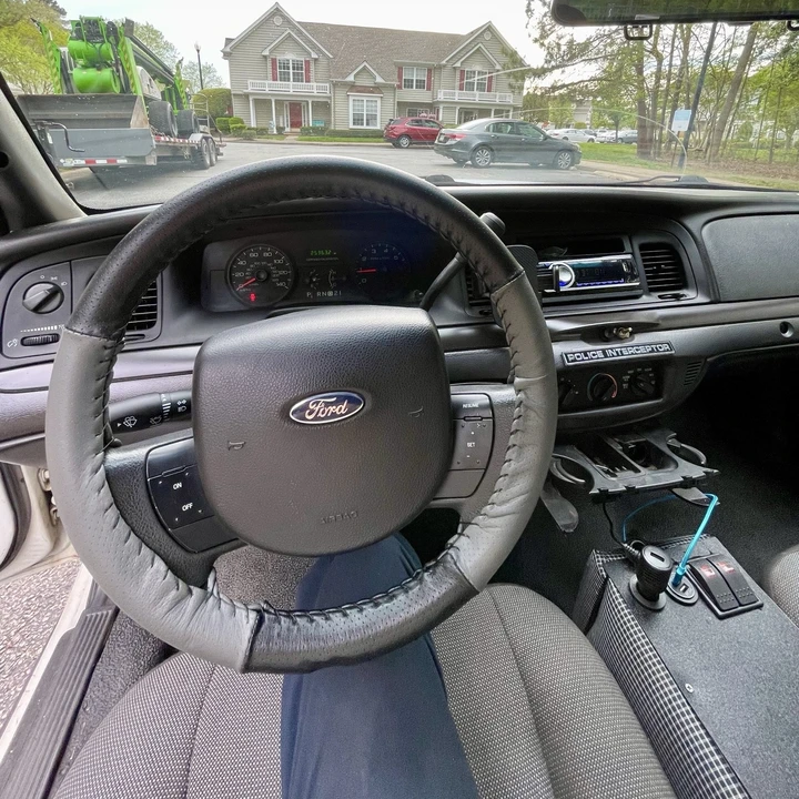 2006 Ford Crown Victoria - Image 13 of 21