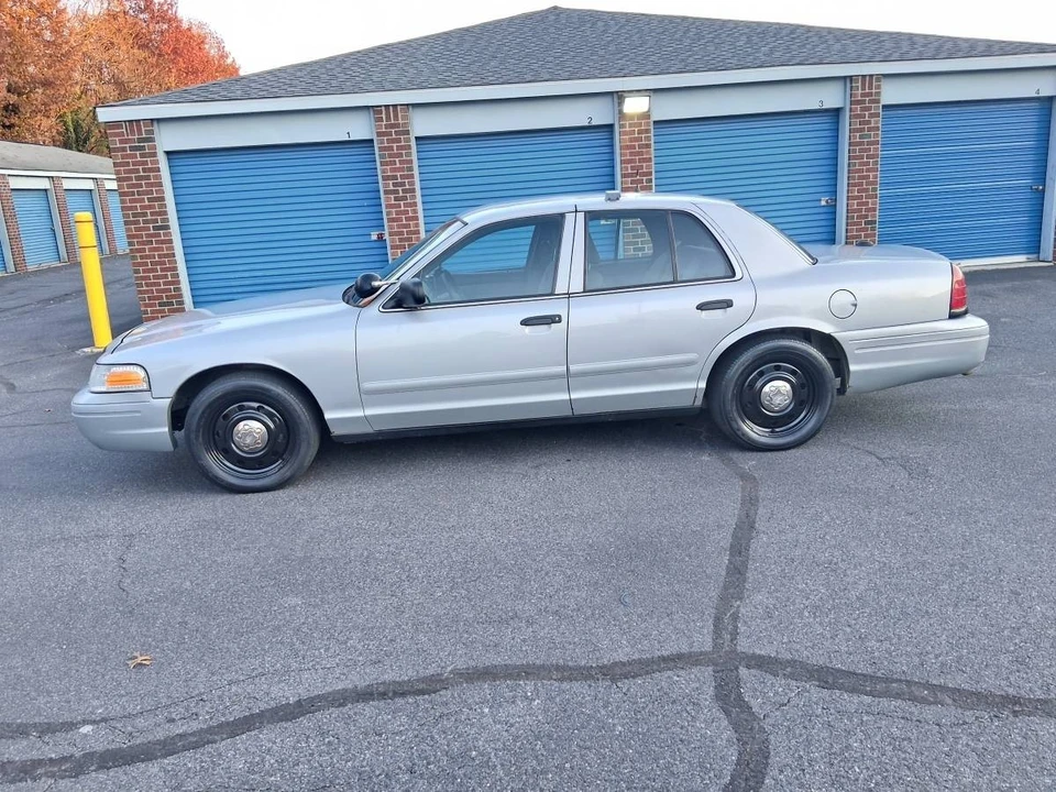 2006 Ford Crown Victoria - Image 4 of 21