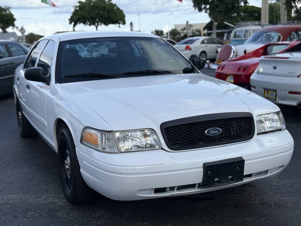 2006 Ford Crown Victoria - Image 9 of 21