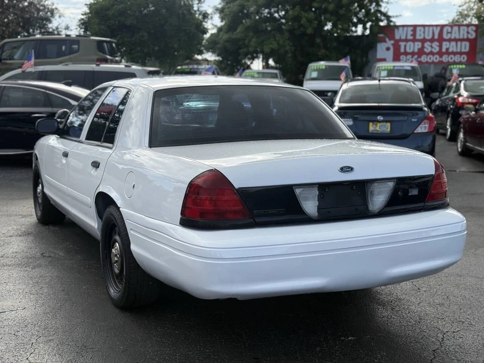 2006 Ford Crown Victoria - Image 3 of 21