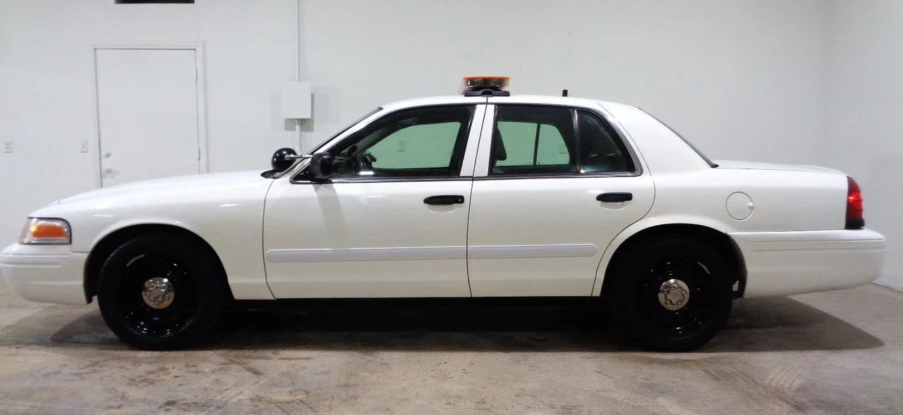2006 Ford Crown Victoria - Image 5 of 19