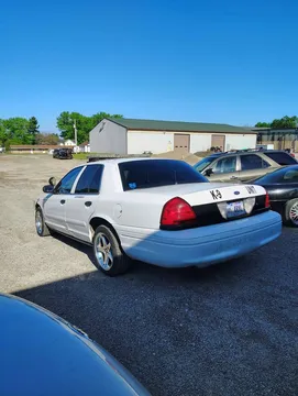 2006 Ford Crown Victoria - Image 4 of 7