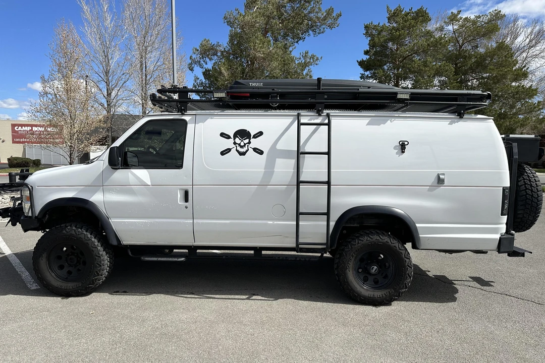 2006 Ford Econoline Van - Image 3 of 25