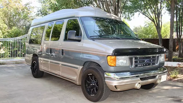 2006 Ford E-350 Regency High Top
