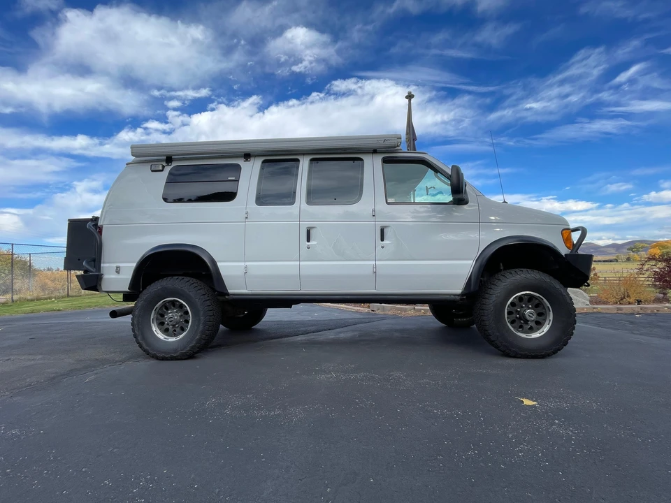 2006 Ford Econoline Van - Image 28 of 31