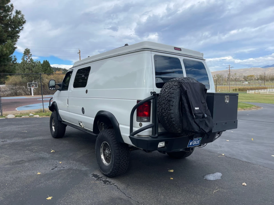 2006 Ford Econoline Van - Image 9 of 31