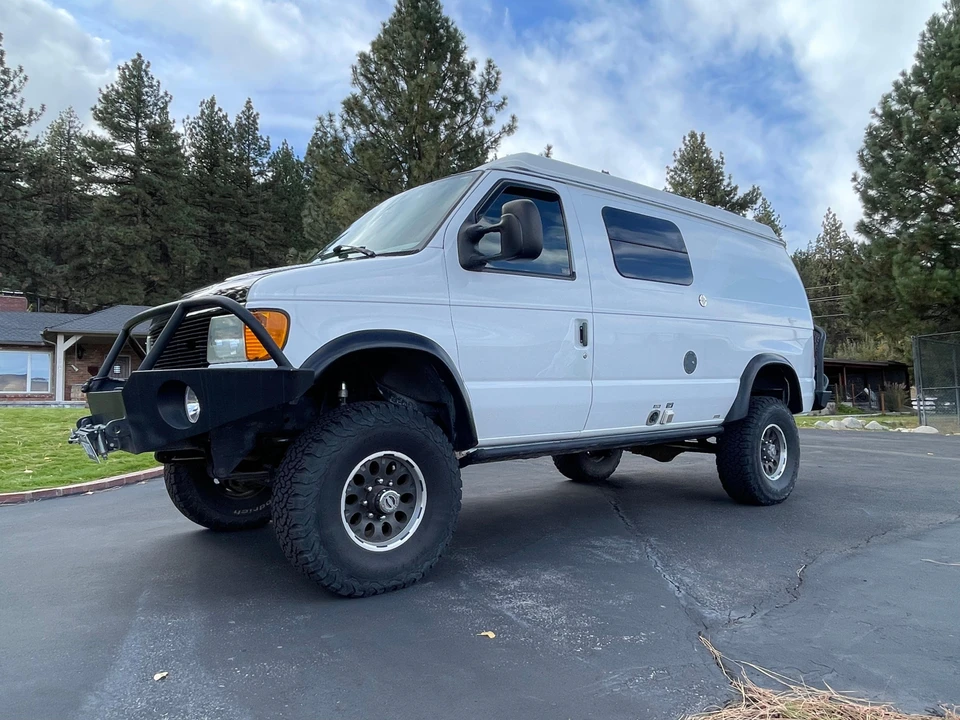 2006 Ford Econoline Van - Image 24 of 31