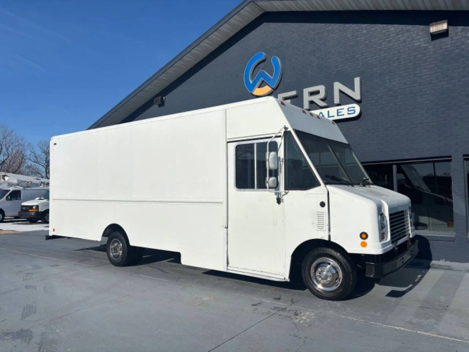 2006 Ford Econoline Van - Image 7 of 12