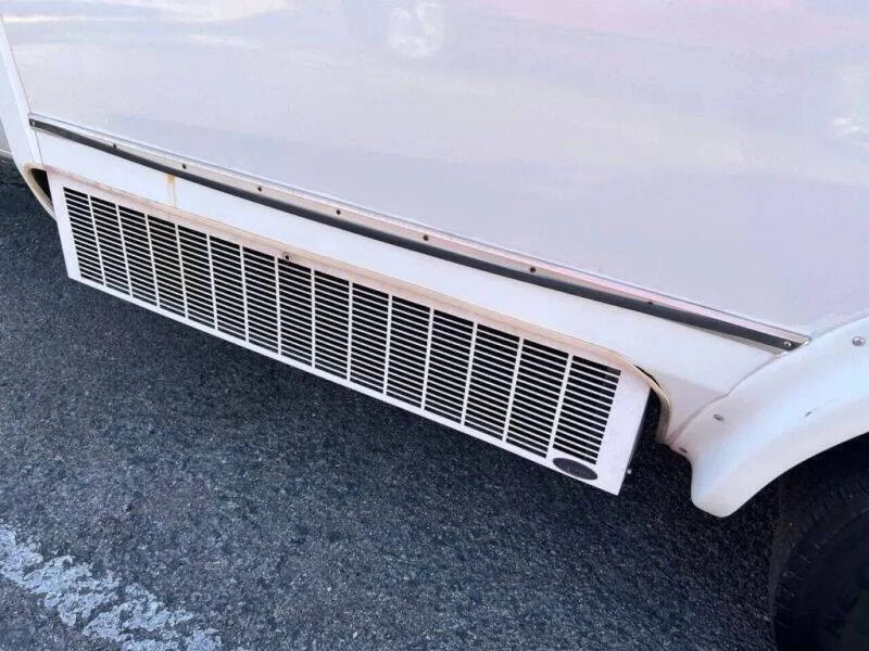 2006 Ford Econoline Van - Image 17 of 21
