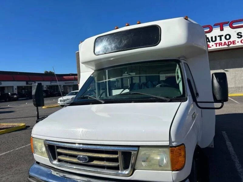 2006 Ford Econoline Van - Image 22 of 31