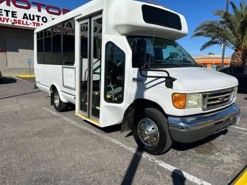 2006 Ford Econoline Van - Image 6 of 21