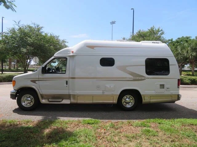 2006 Ford Econoline Van - Image 12 of 12