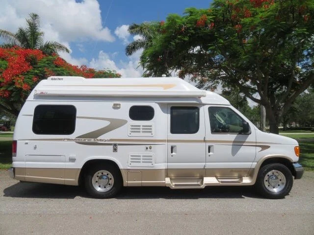 2006 Ford Econoline Van - Image 6 of 12