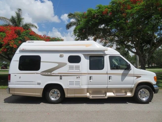 2006 Ford Econoline Van - Image 5 of 12
