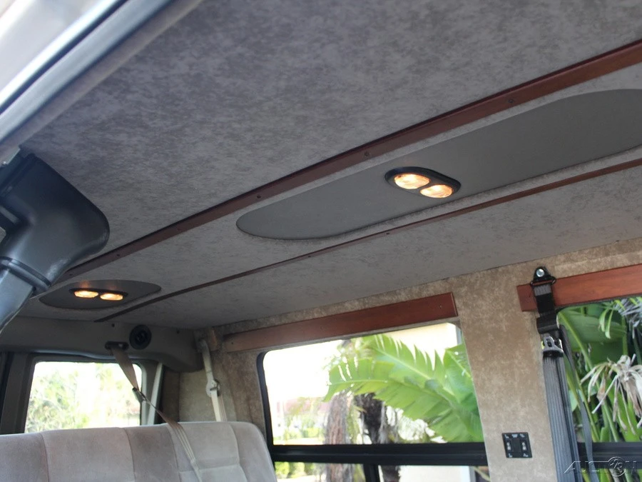 2006 Ford Econoline Van - Image 23 of 24
